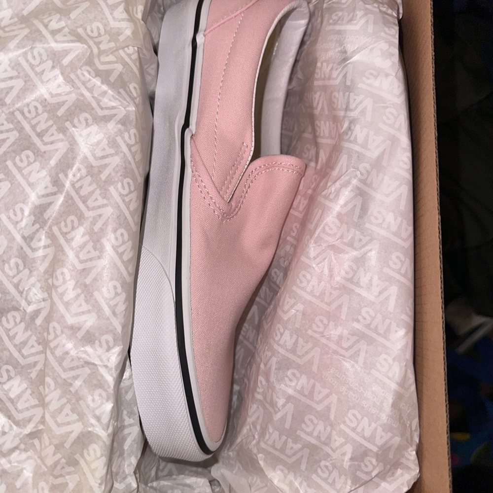 New Unused Vans Slip On Shoes in Color Blushing Pink Size 7